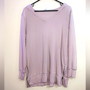 Old Navy Pink Hooded V Neck Shirt - Size Medium